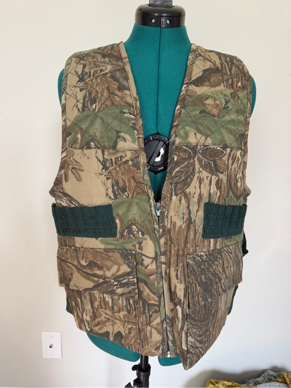 Vintage sports fueled Camouflage Hunting Vest in Brown & Green
